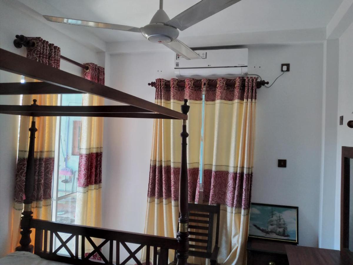 Golden Villa Амбалангода Екстериор снимка
