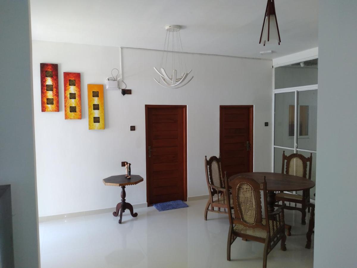 Golden Villa Амбалангода Екстериор снимка
